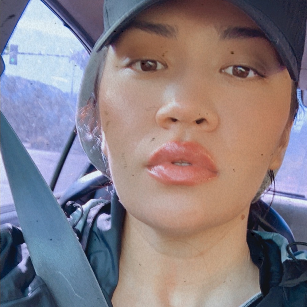 Meet your Posher, Bahija